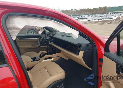 2026 Porsche Cayenne E-Hybrid z USA, uszkodzony, nr VIN WP1AE2AY9TDA10639